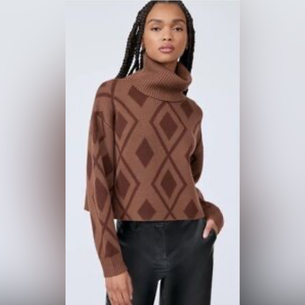Aritzia Brown Diamond Pattern Turtleneck Sweater